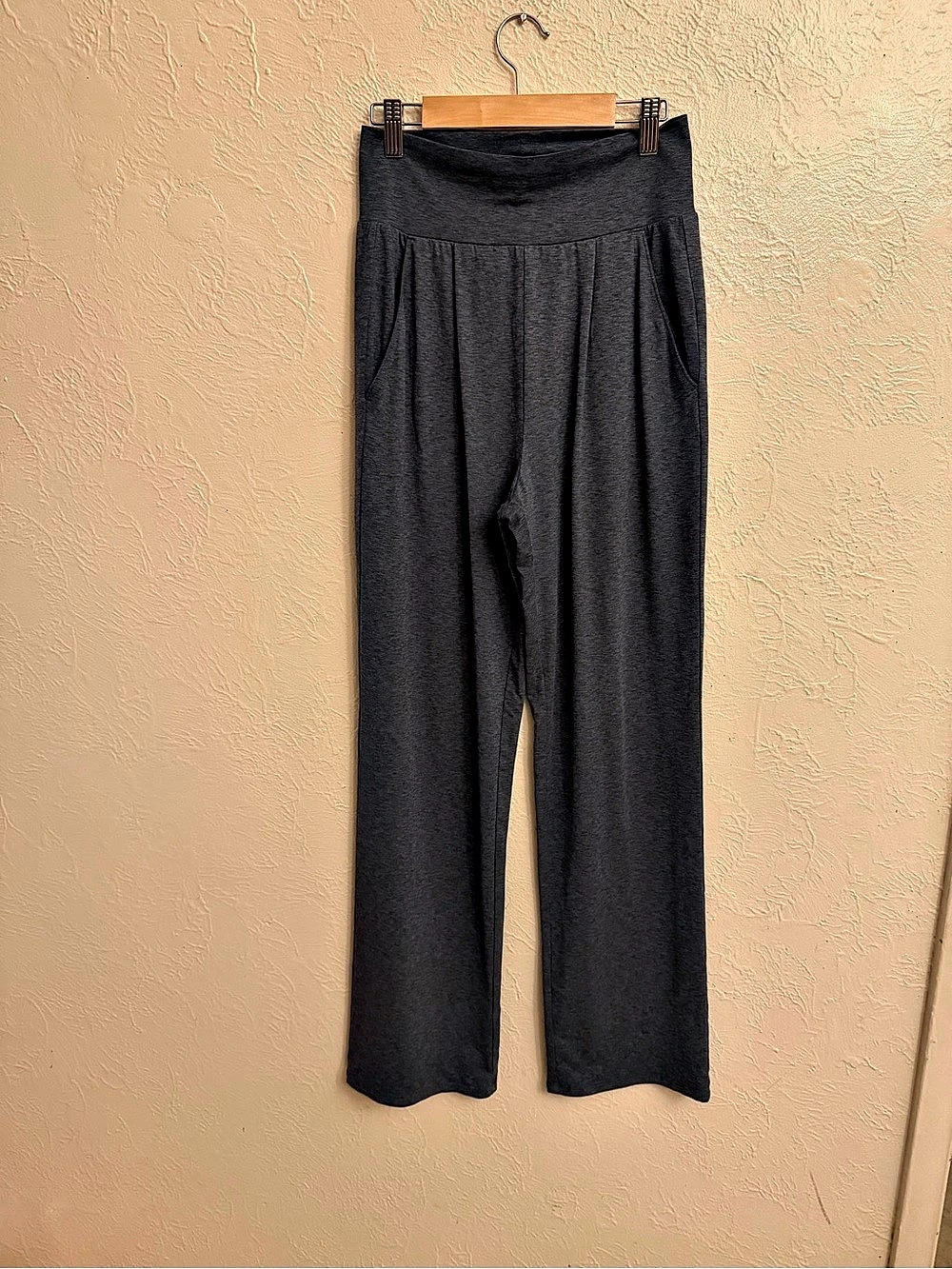 Vuori Halo Essential Wideleg Pant Gray XS